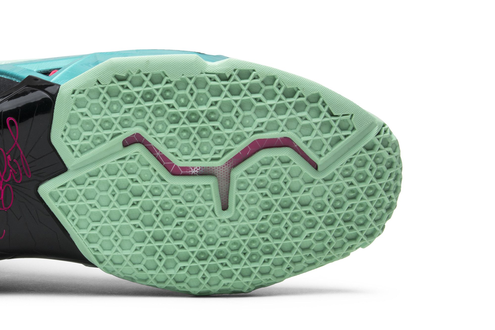 Buy LeBron 11 South Beach 616175 330 GOAT CA