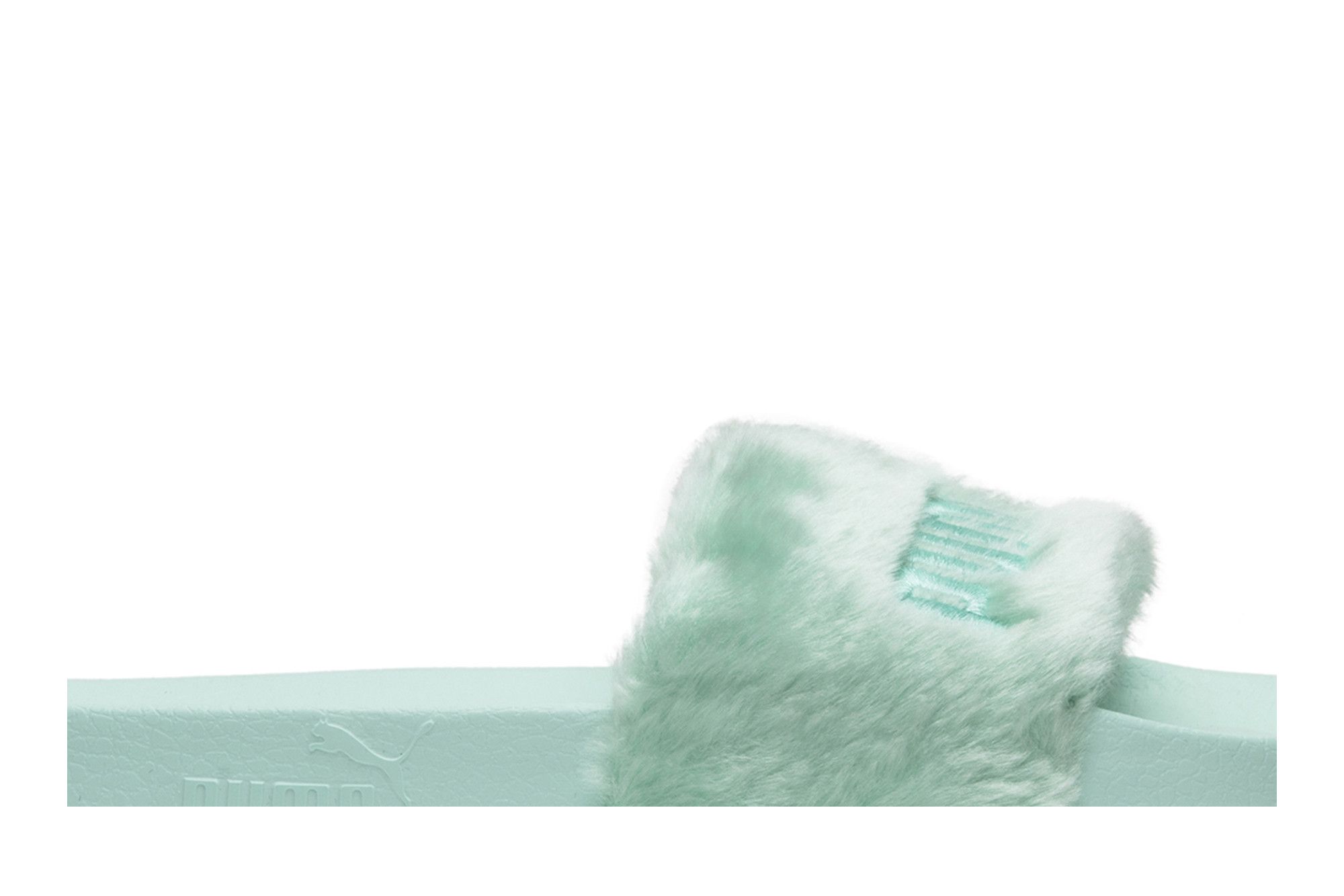 Puma x fenty slides hot sale