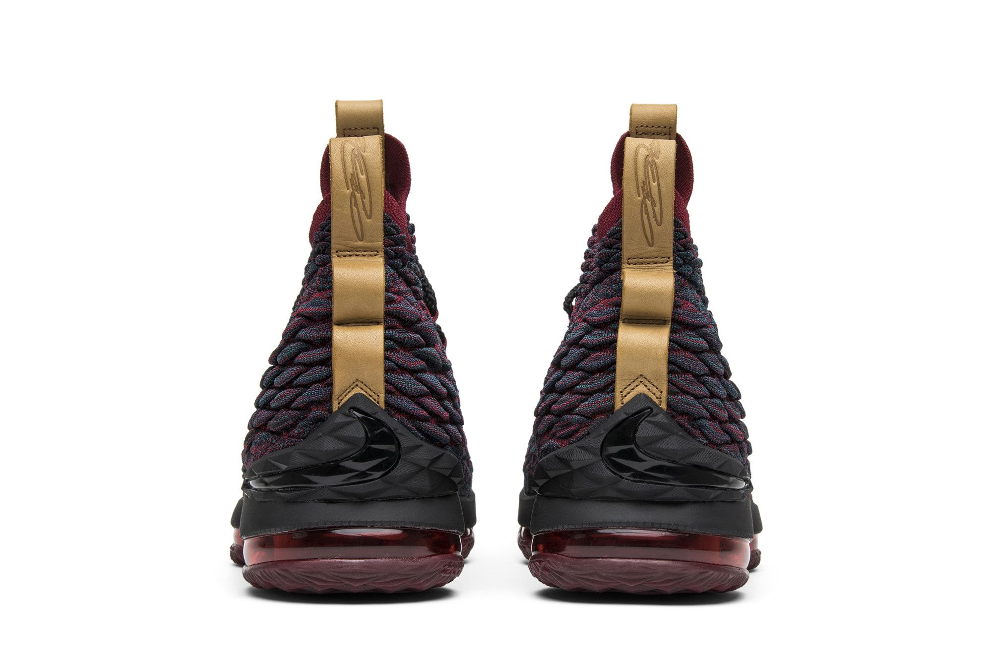 Buy LeBron 15 New Heights 897648 300 GOAT CA