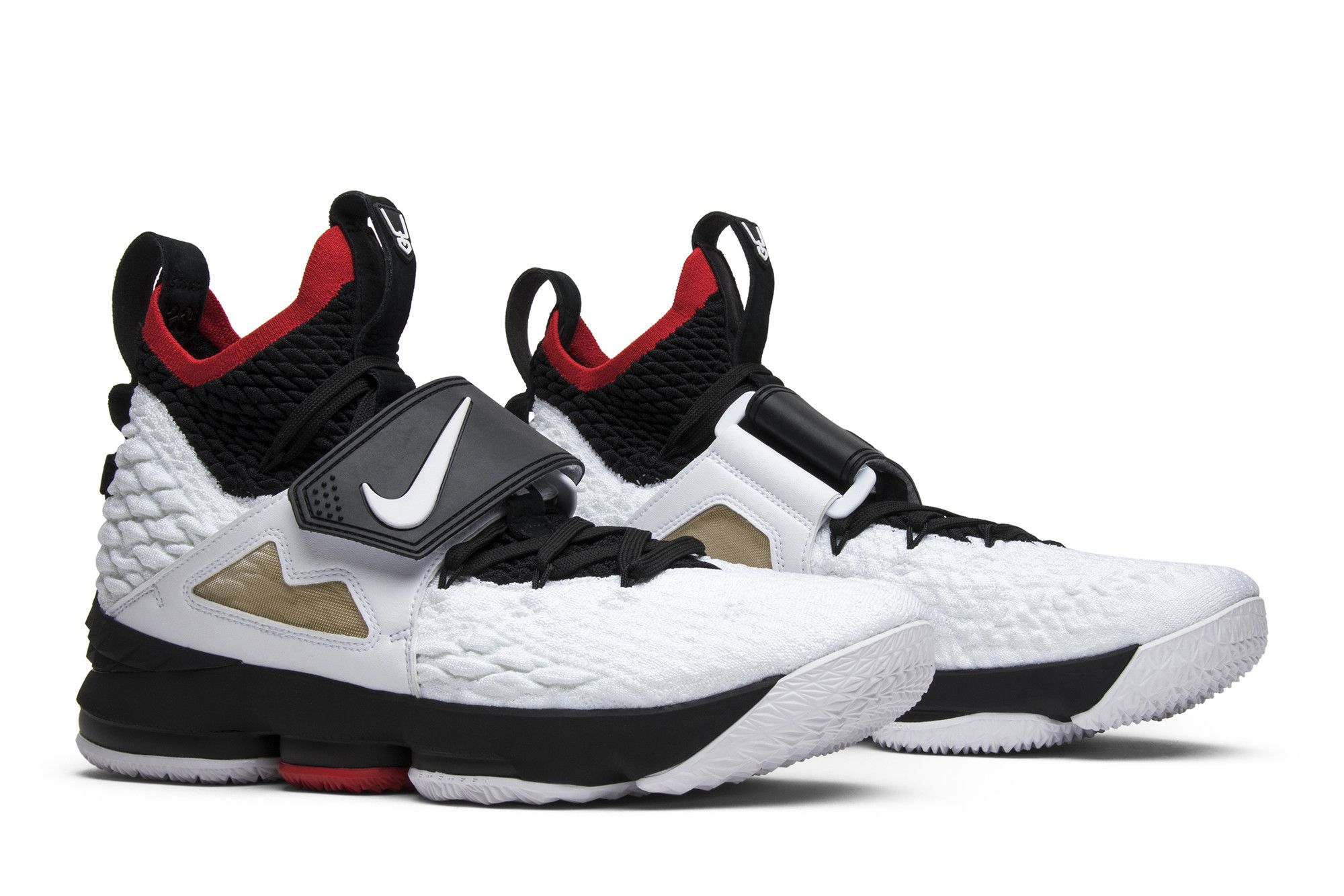 Lebron 15 diamond turf for sale clearance