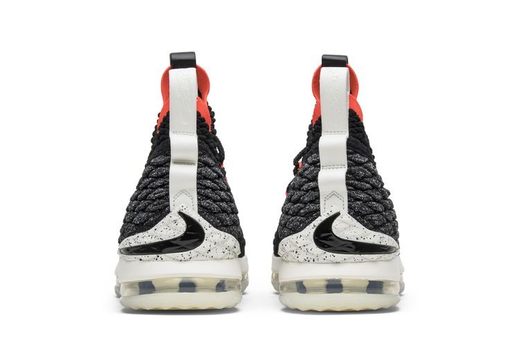 Size Nike LeBron 15 'Bright Crimson'