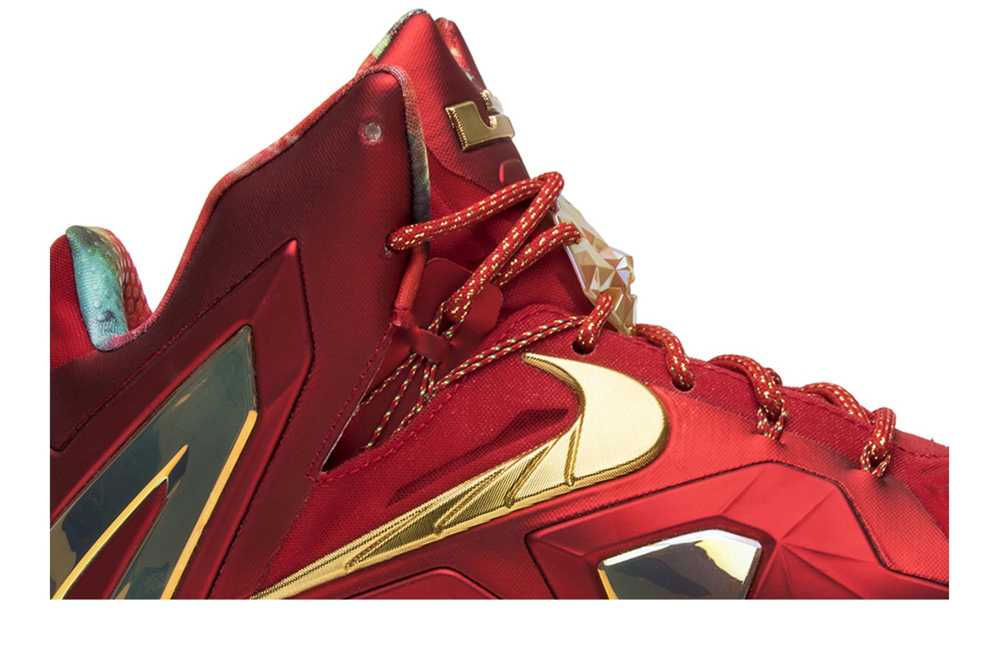 Lebron 11 elite se metallic gold top