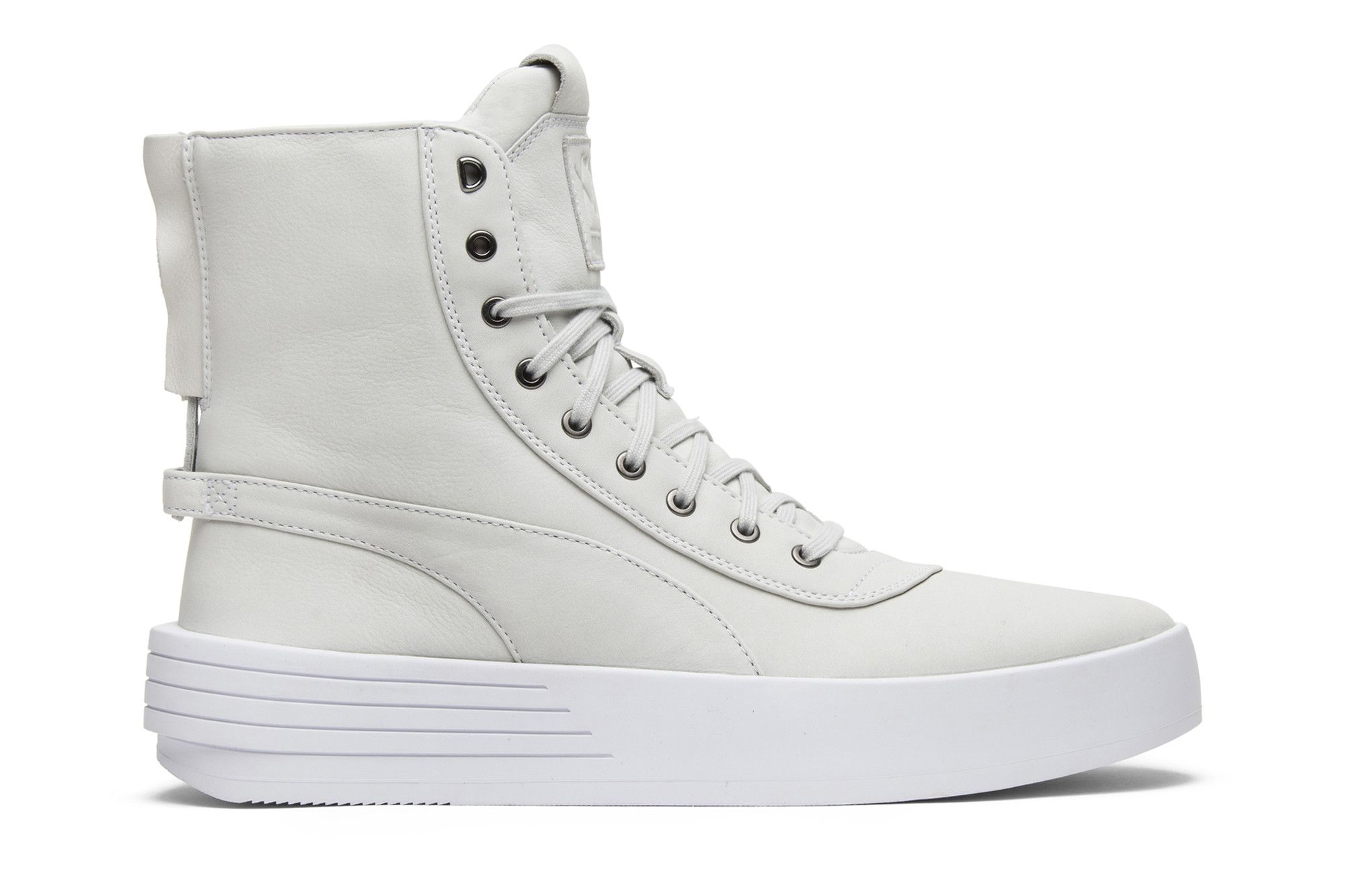 Puma x the weeknd xo best sale