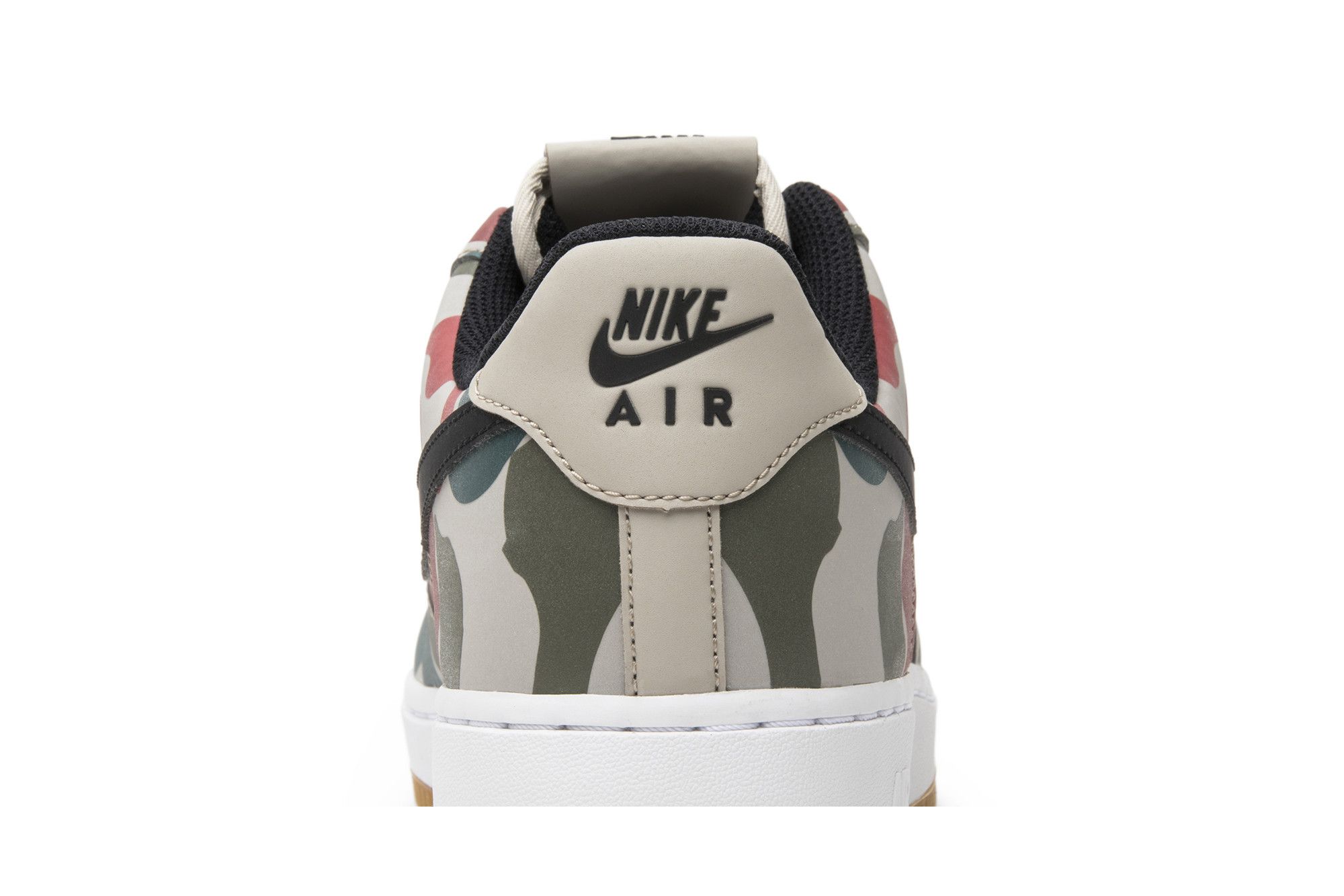 Size 8.0 Air Force 1 Low 07 LV8 Reflective Camo