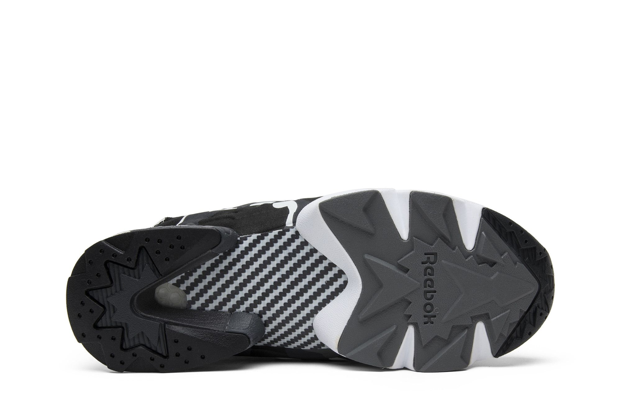 Reebok Instapump Fury ホワイト/ブラック　BAPE BAPE x Reebok Instapump Fury Q47370 Release Date | Nice Kicks