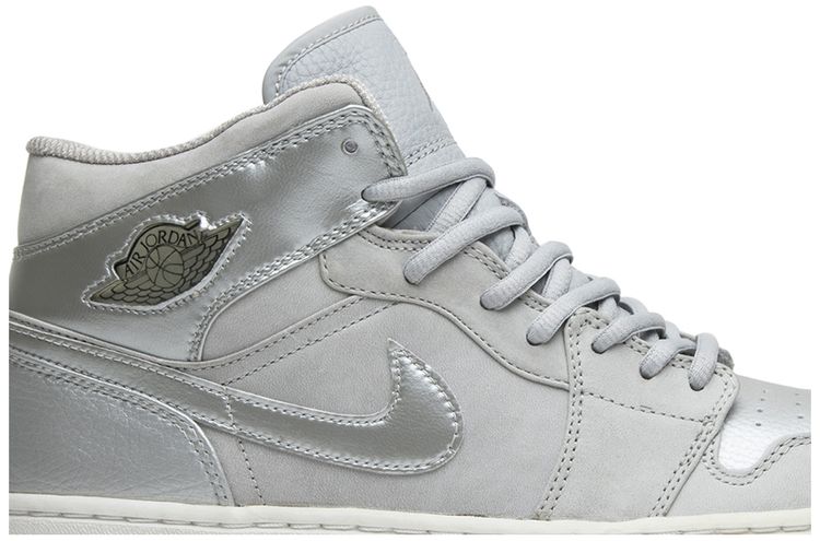 Air Jordan 1 Retro  2001 Neutral Grey
