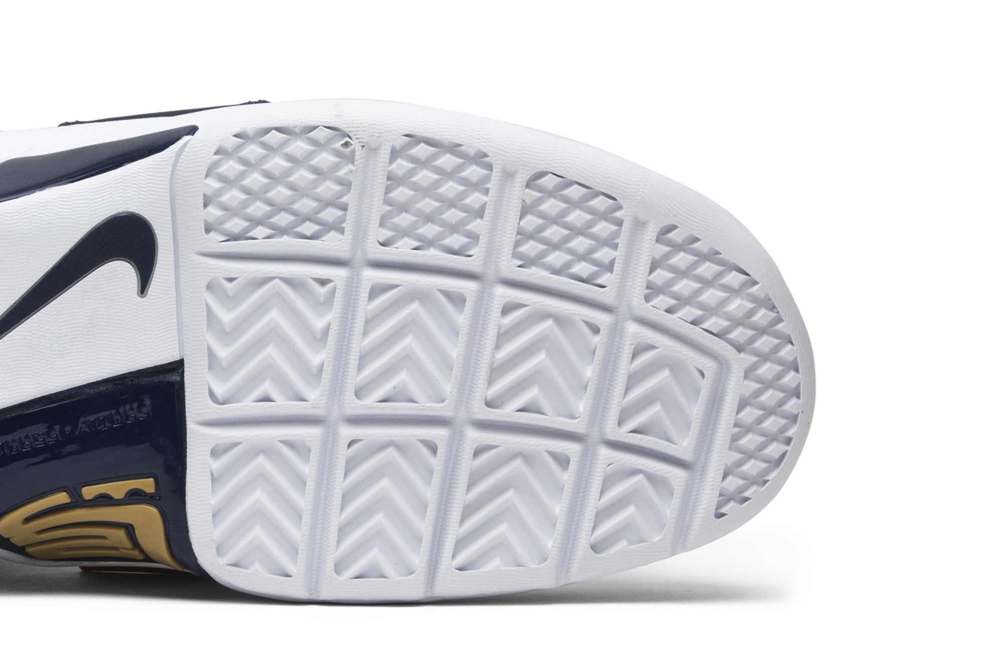 Buy LeBron Soldier 1 25 Straight AO2088 400 GOAT CA