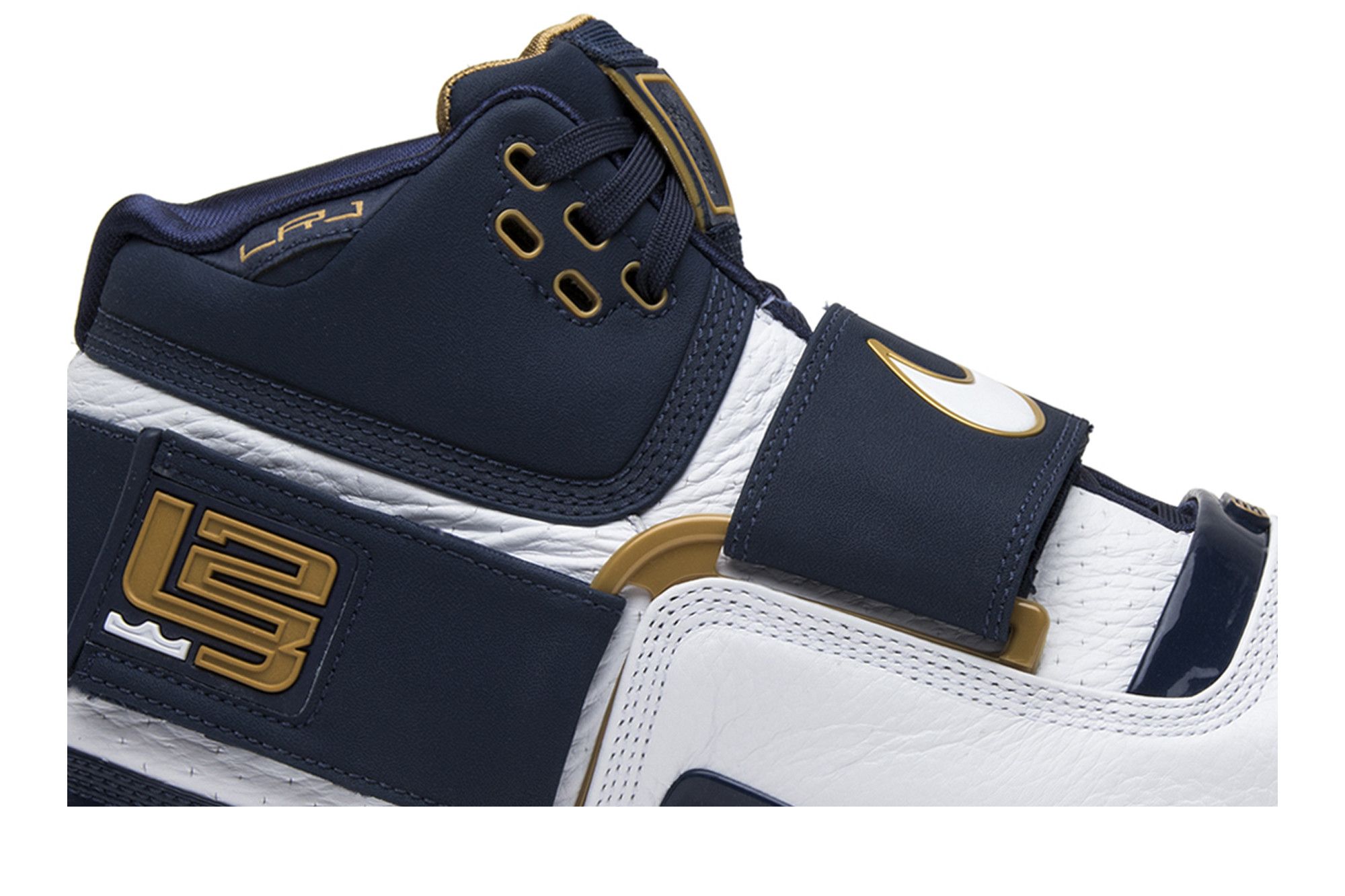 Buy LeBron Soldier 1 25 Straight AO2088 400 GOAT UK