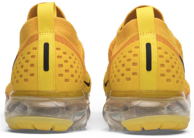 Nike Wmns VaporMax Moc 2 University Gold