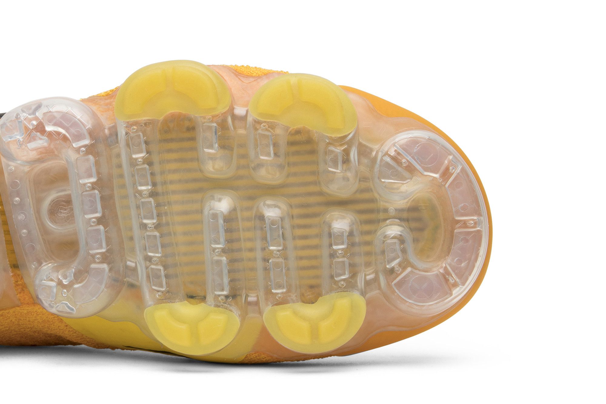 Buy Wmns VaporMax Moc 2 University Gold AJ6599 700 GOAT