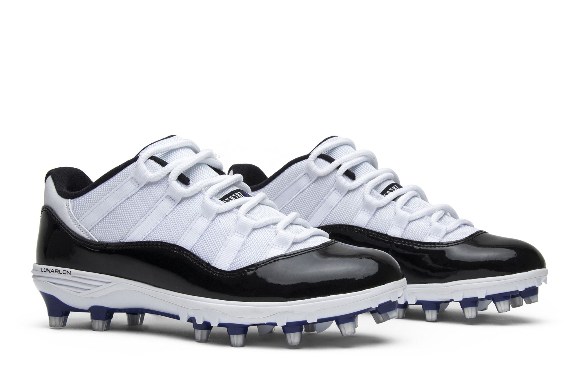 Jordan 11 retro low cleat concord deals