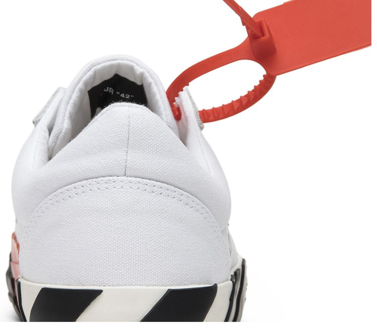 Off White Vulc Low Top White