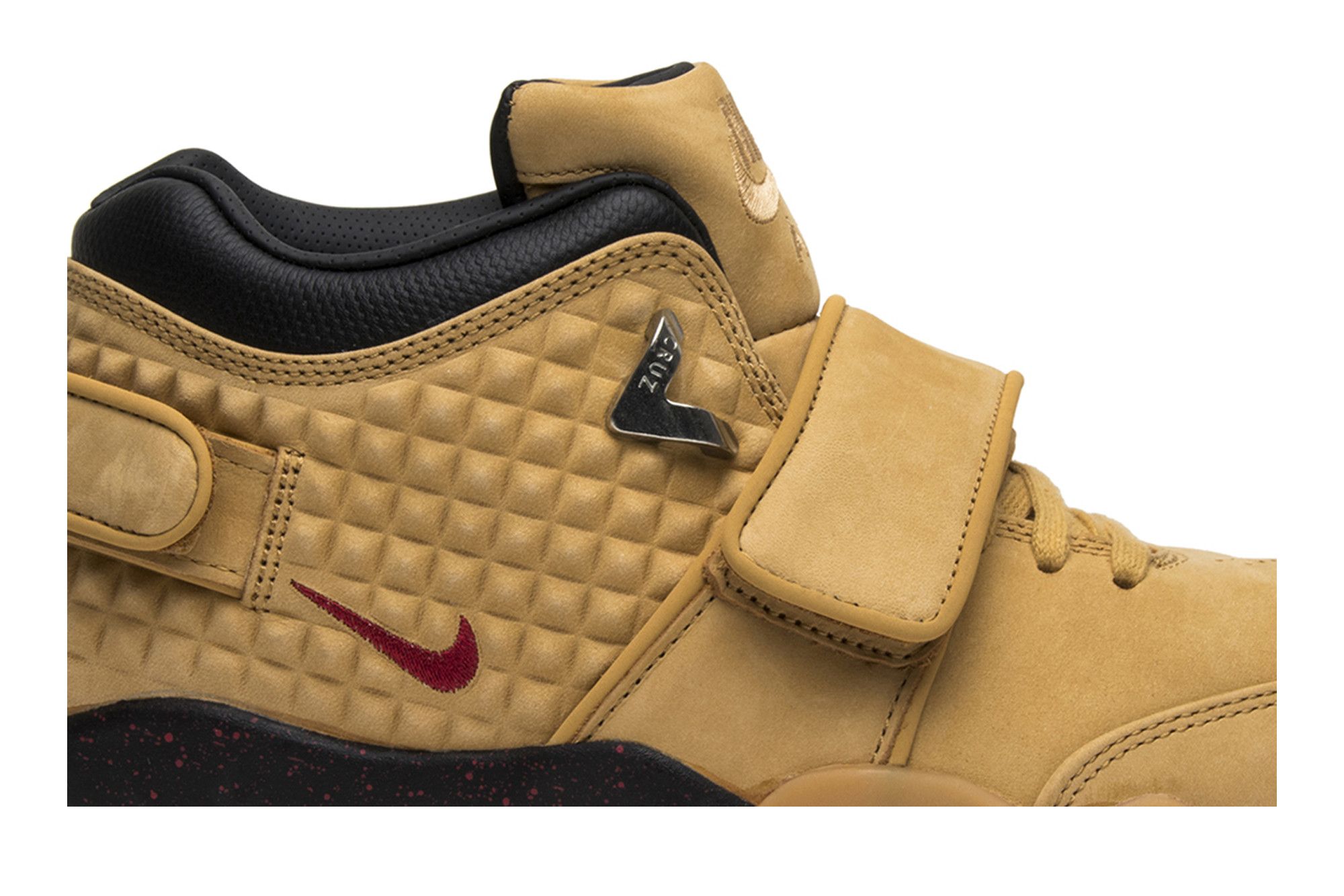 Buy Air TR Cruz Wheat 812637 700 GOAT
