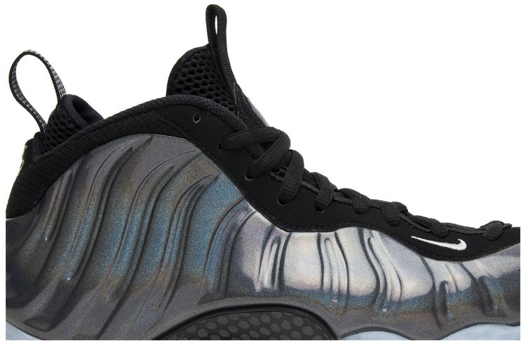 Nike Air Foamposite One Hologram