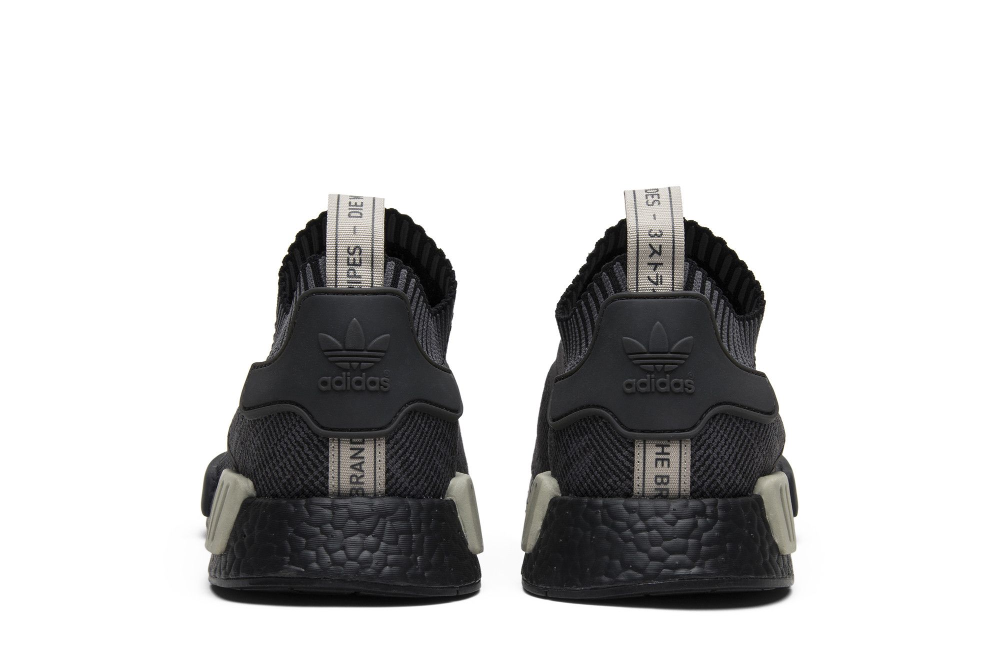 Nmd r1 primeknit black olive clearance
