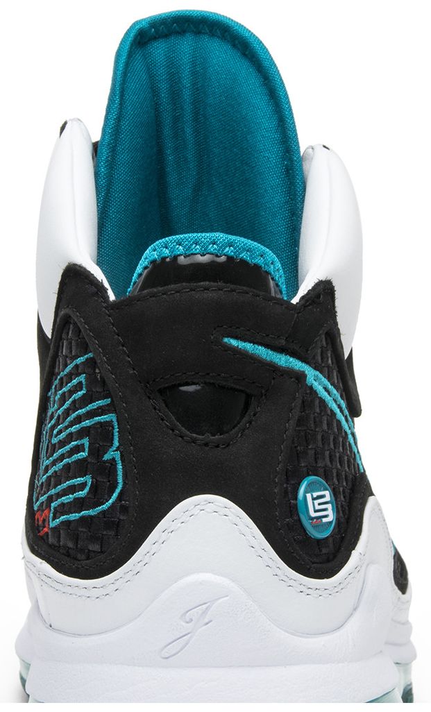 Nike Air Max LeBron 7 Nfw Red Carpet