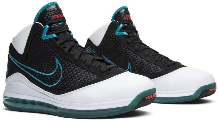 Nike Air Max LeBron 7 Nfw Red Carpet