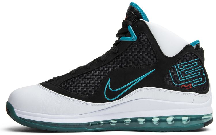 Nike Air Max LeBron 7 Nfw Red Carpet