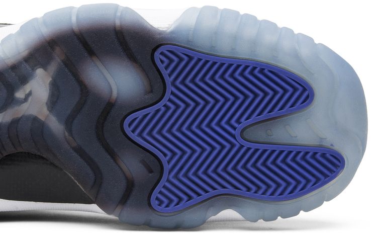 Air Jordan 11 Low BG Concord