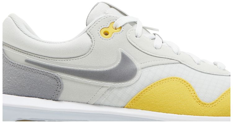 Nike Air Max Motif Photon Dust Yellow