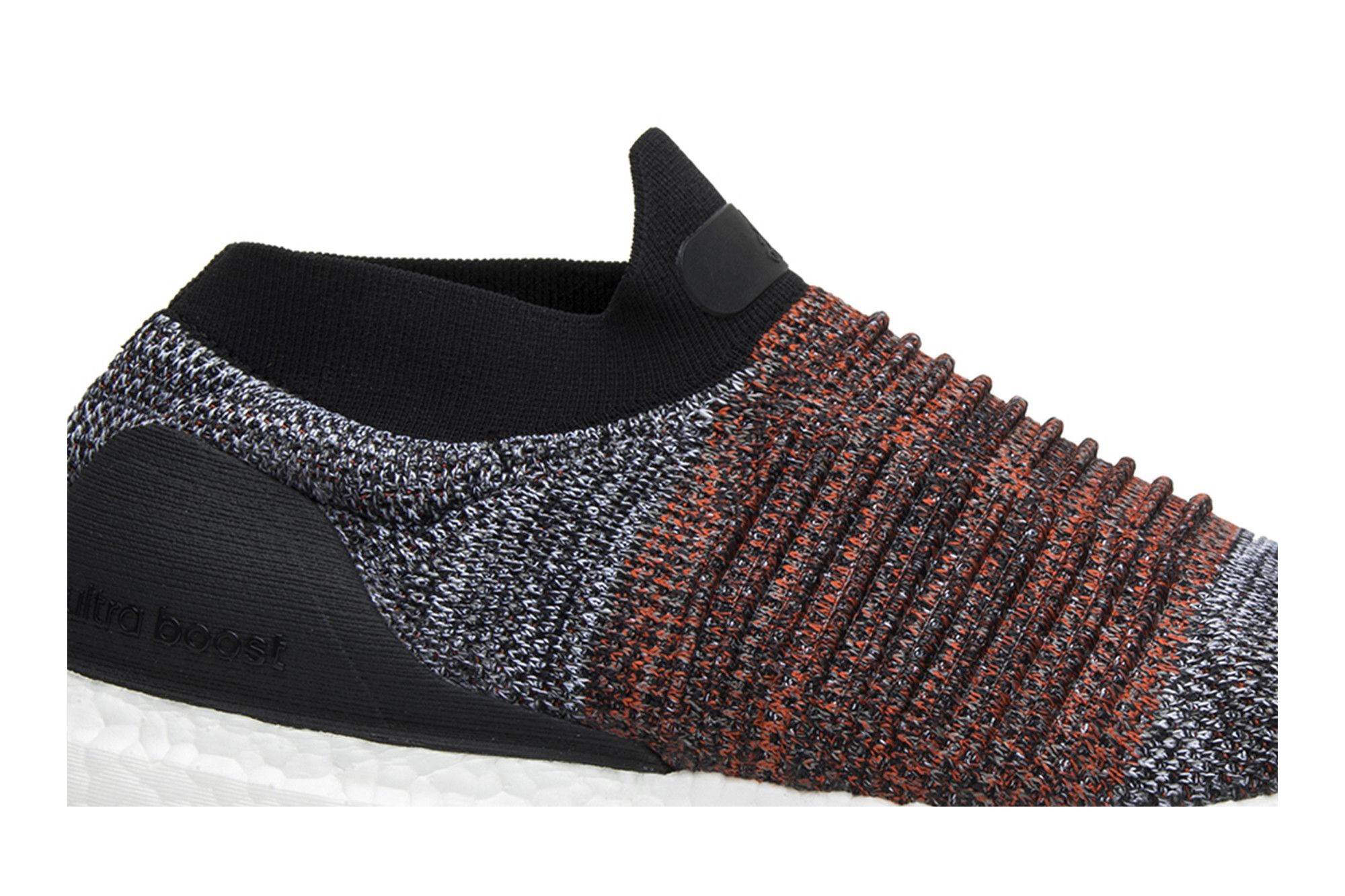 Black laceless ultra boost deals