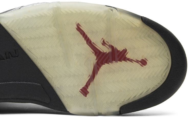 Air Jordan 5 Retro Black Metallic 2011