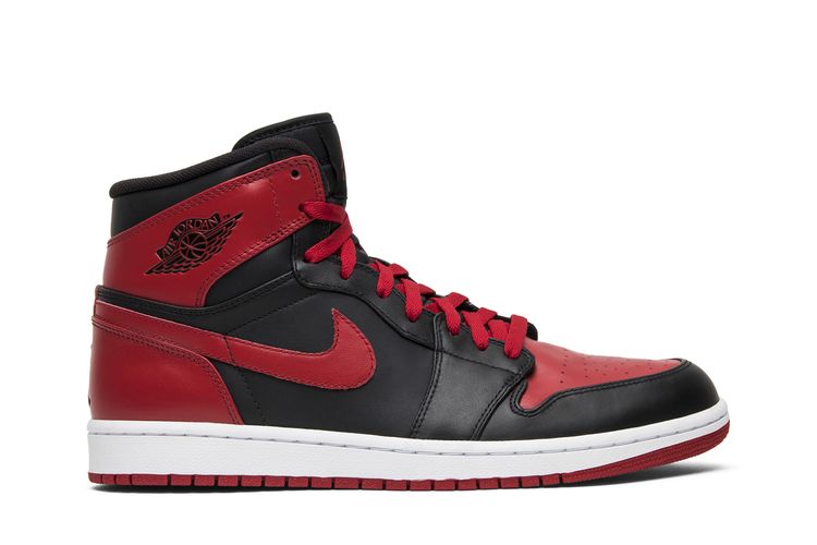 Air Jordan 1 Black/Varsity Red