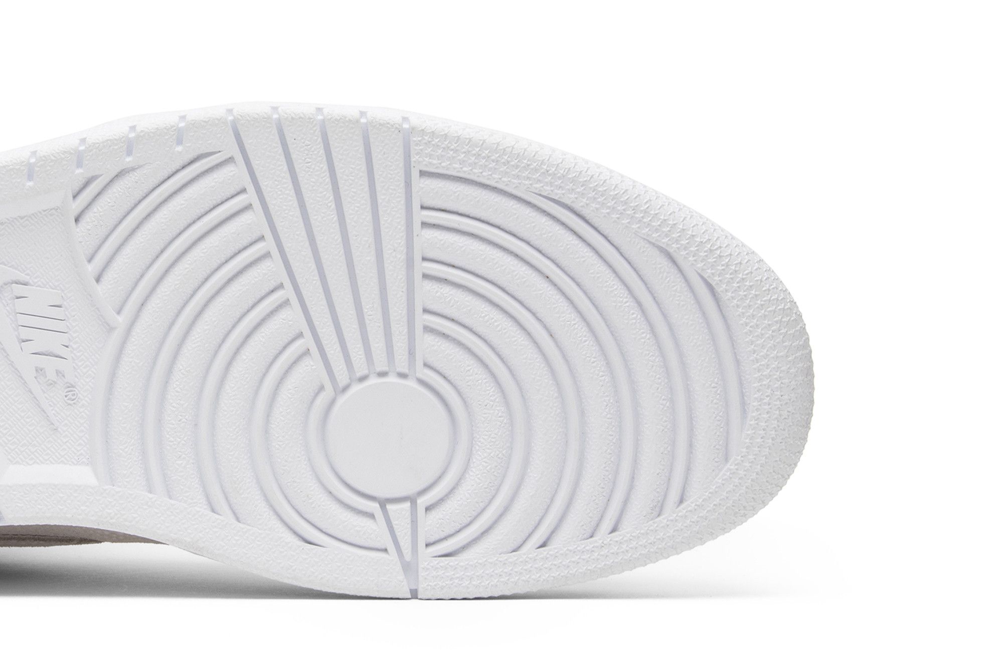 Jordan pinnacle white discount