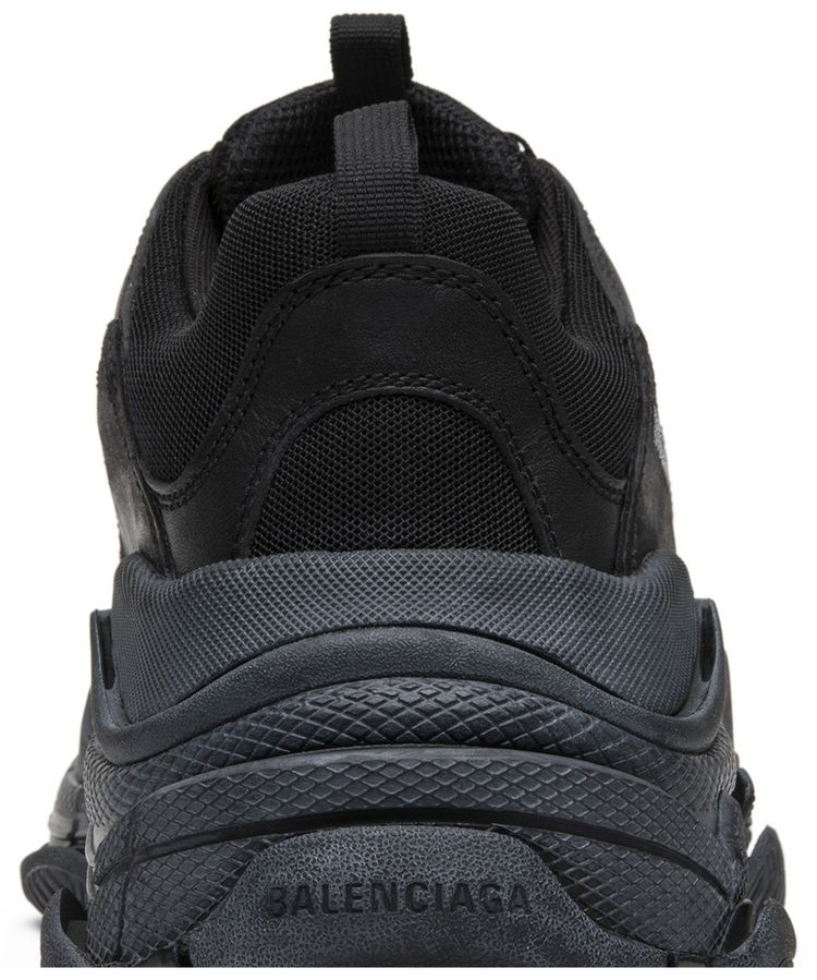 Balenciaga Triple S Sneaker Triple Black 2018