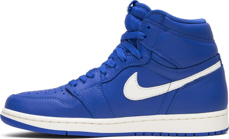 Air Jordan 1 Retro High OG Hyper Royal