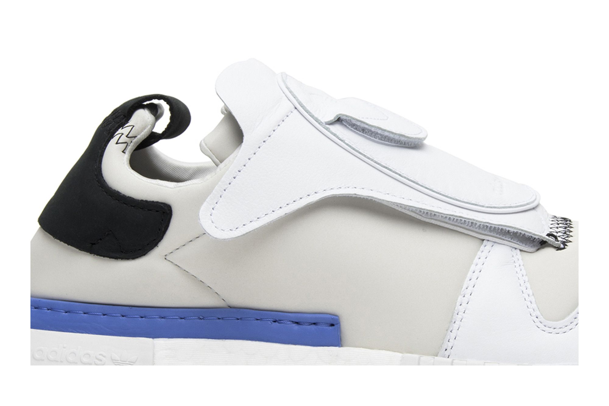 Aq0907 adidas shop