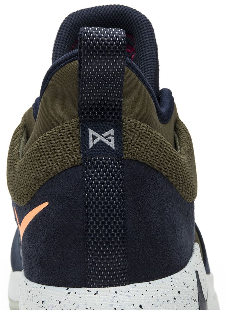 Nike PG 2 ACG