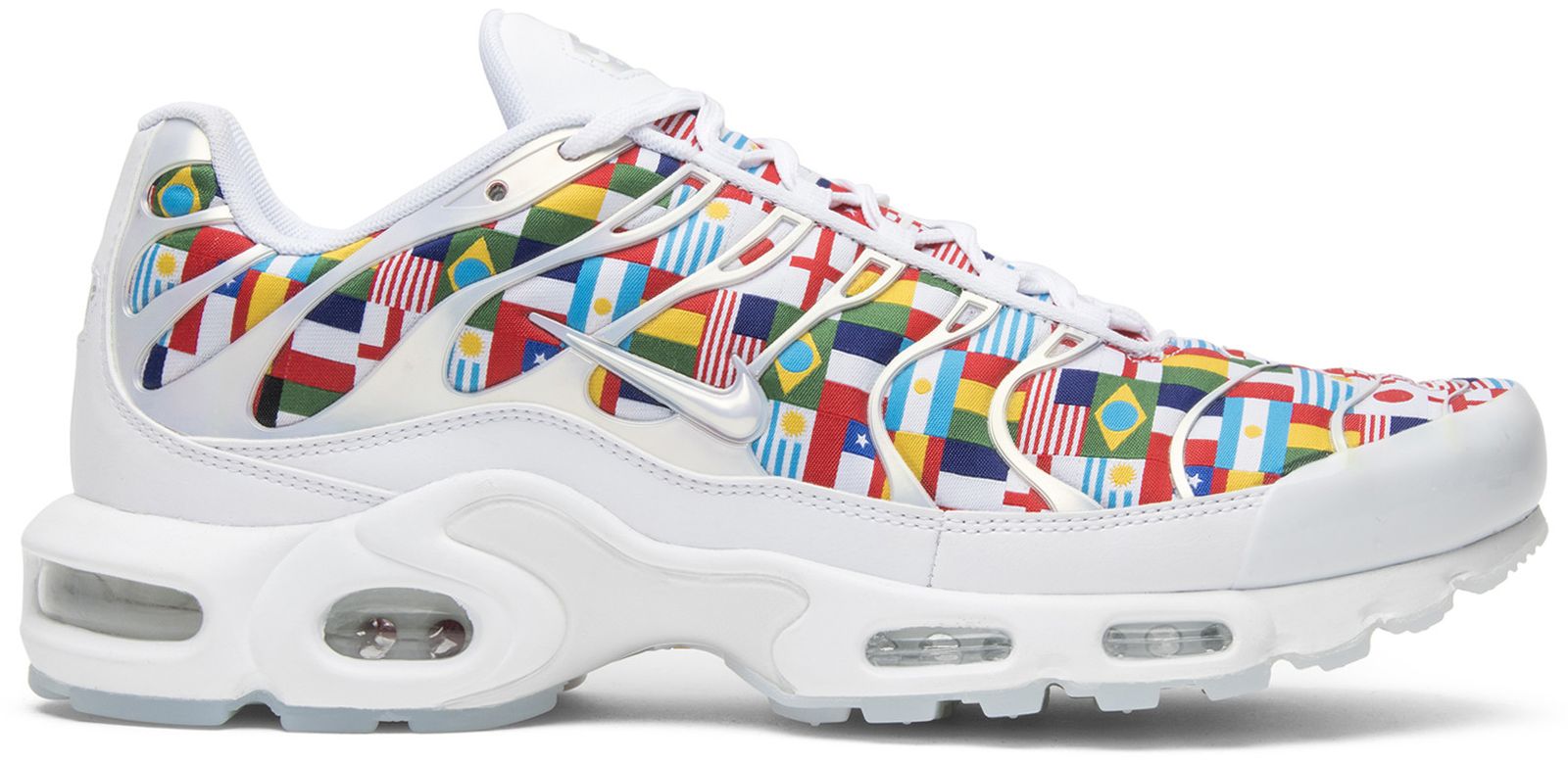 nike air max plus international flag