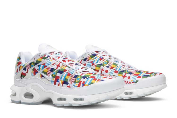 Excellent condition Air Max International Flag RARE edition. Be a star! Buy Nike Air Max 90  main image 3