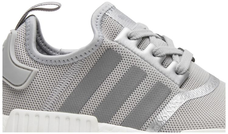Adidas Wmns NMD R1 Matte Silver