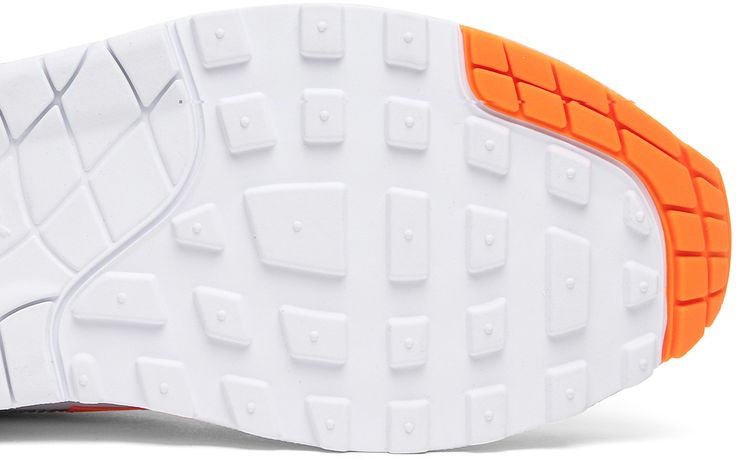 Nike Wmns Air Max 1 LX Just Do It