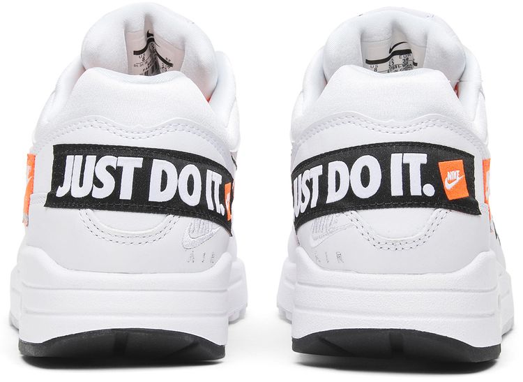 Nike Wmns Air Max 1 LX Just Do It