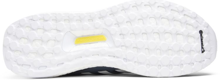 Adidas UltraBoost 40 Show Your Stripes