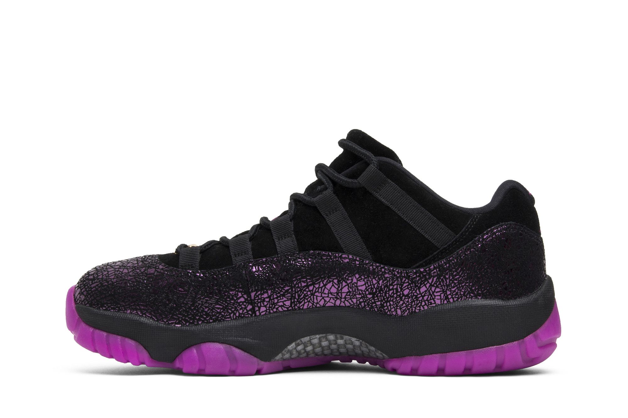 Purple and black jordans 11 online