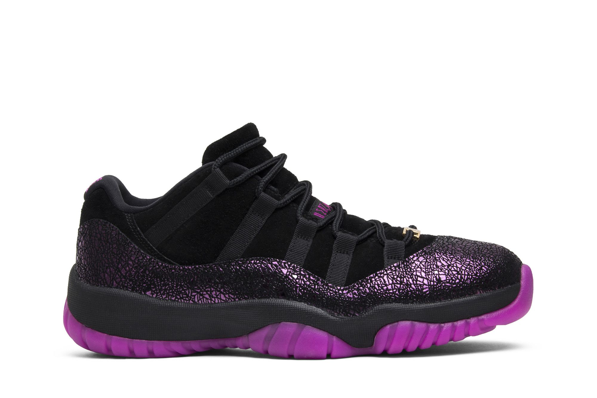 Black and pink jordan 11 outlet