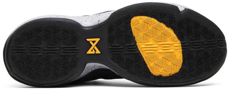 Nike PG 1 Black Gold