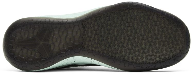 Kobe AD Igloo