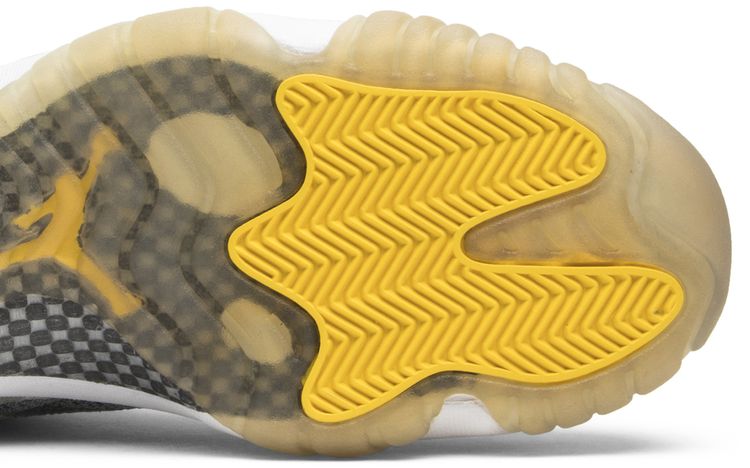 Air Jordan 11 Retro Low IE Silver