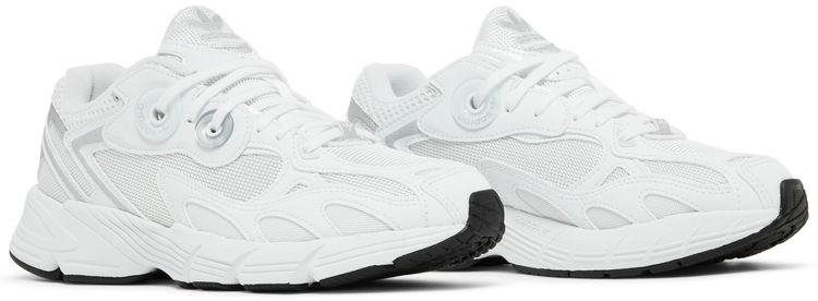Wmns Astir White Silver Metallic