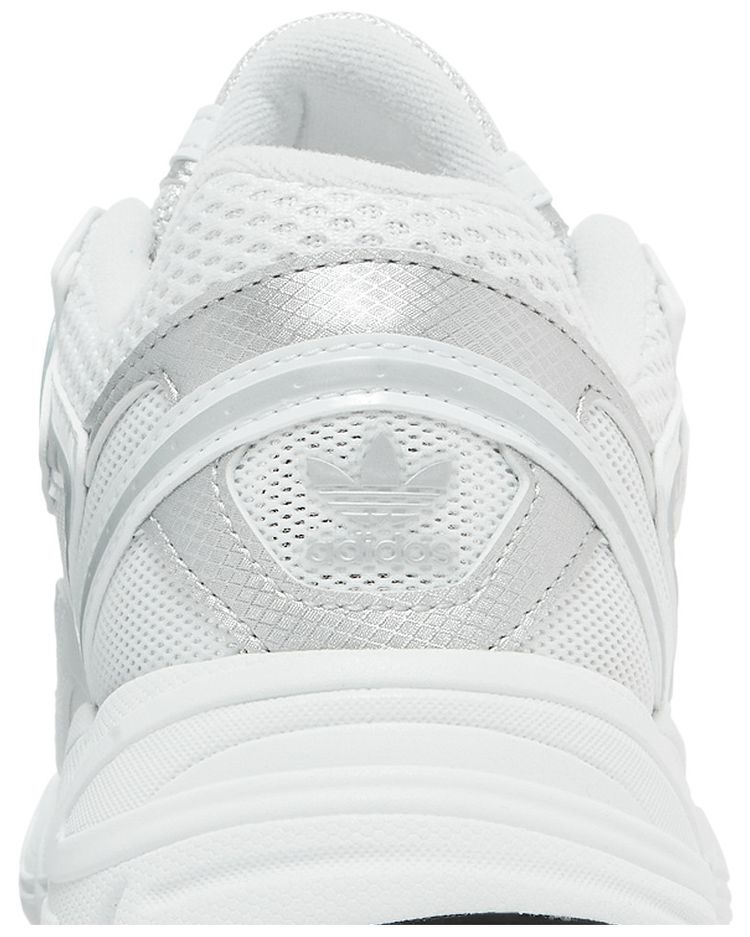 Wmns Astir White Silver Metallic