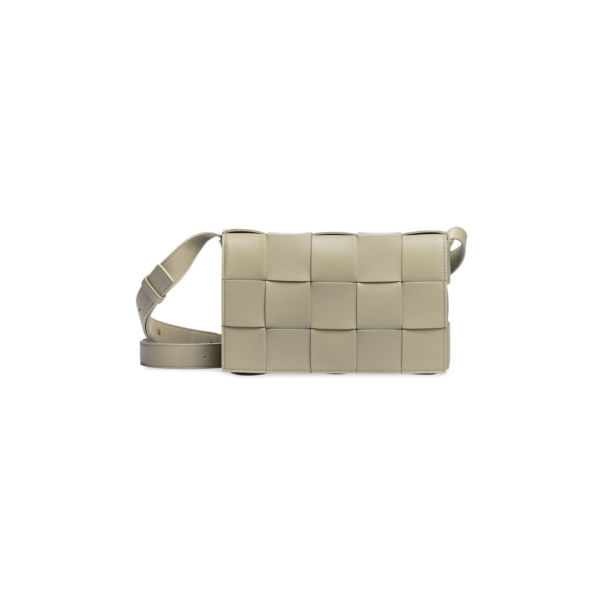 【BOTTEGA VENETA】Small Cassette Bag Travertine Bottega Veneta Cassette Bag Travertine in Lambskin Leather