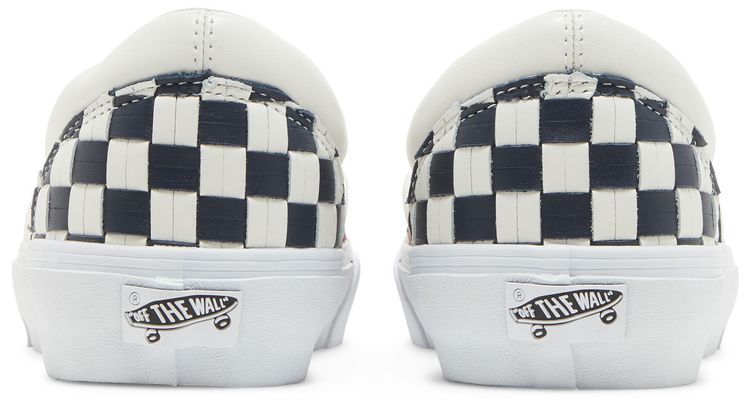 Vans Classic Slip On VLT LX Leather Woven   Red