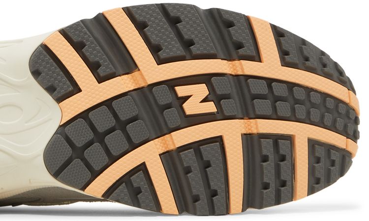 New Balance 725 Arctic Fox