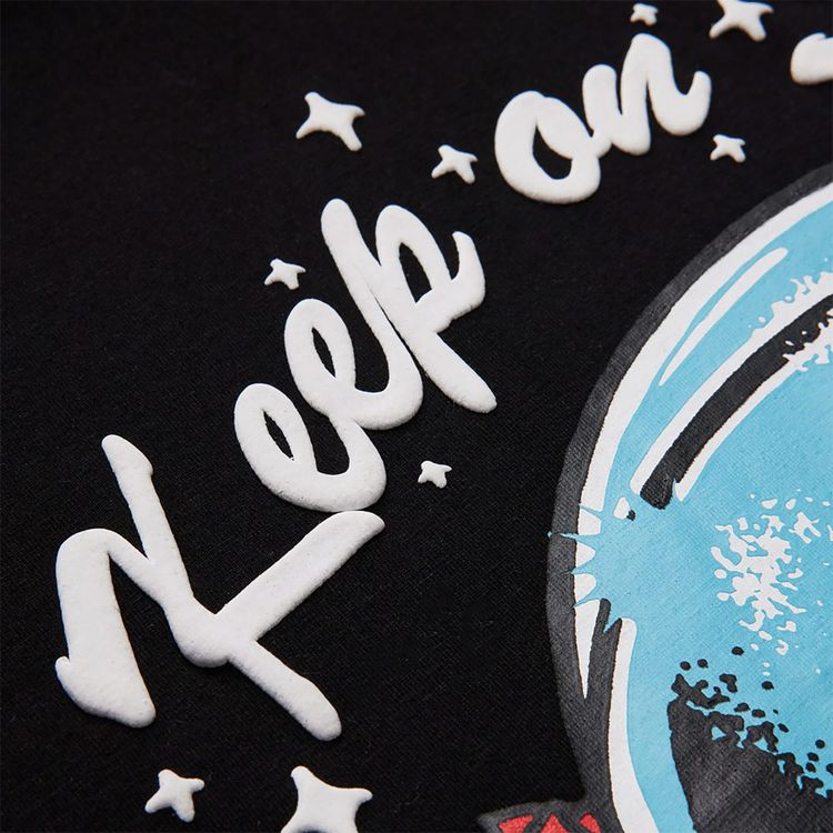 Market Smiley Keep On Shining T Shirt Black