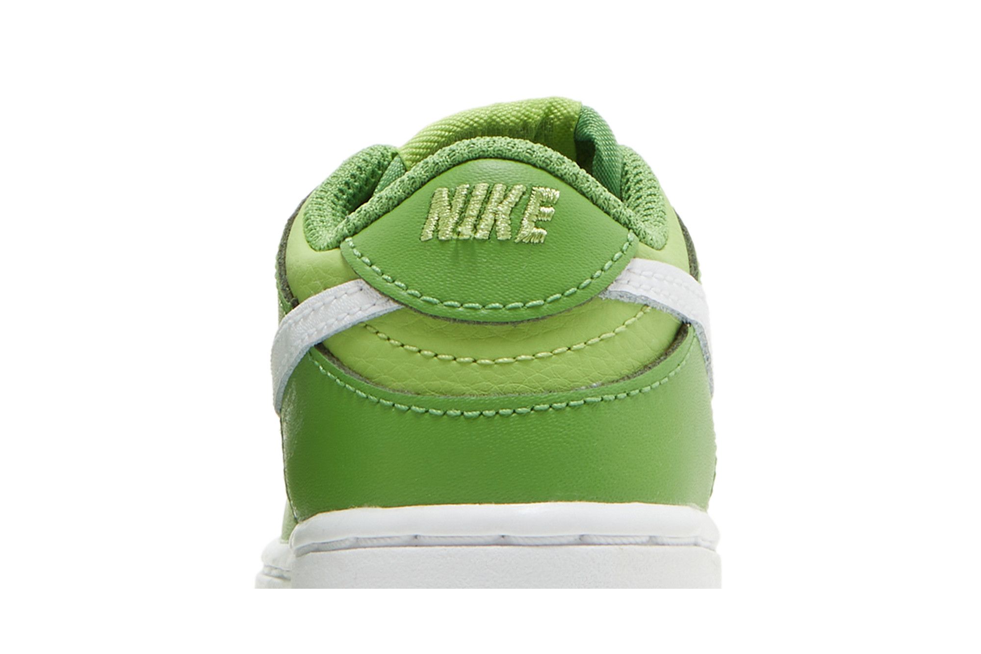 Nike Dunk Low (GS) 3Y クロロフィルグリーン Nike Dunk Low Chlorophyll for Sale | Authenticity Guaranteed